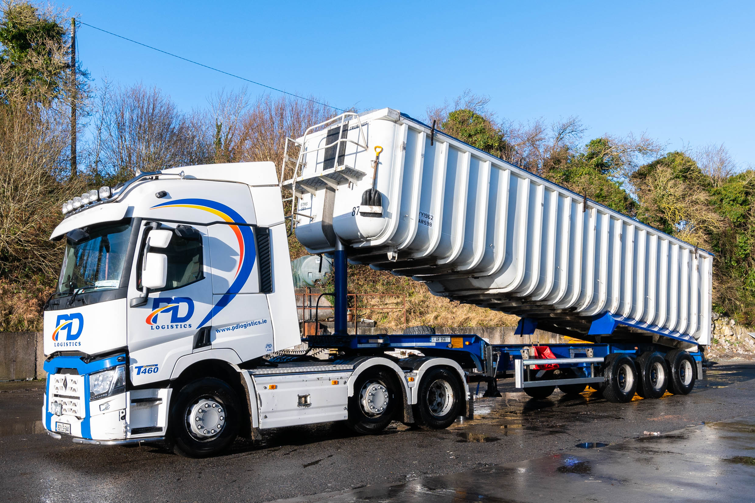 Bulk tipper transport