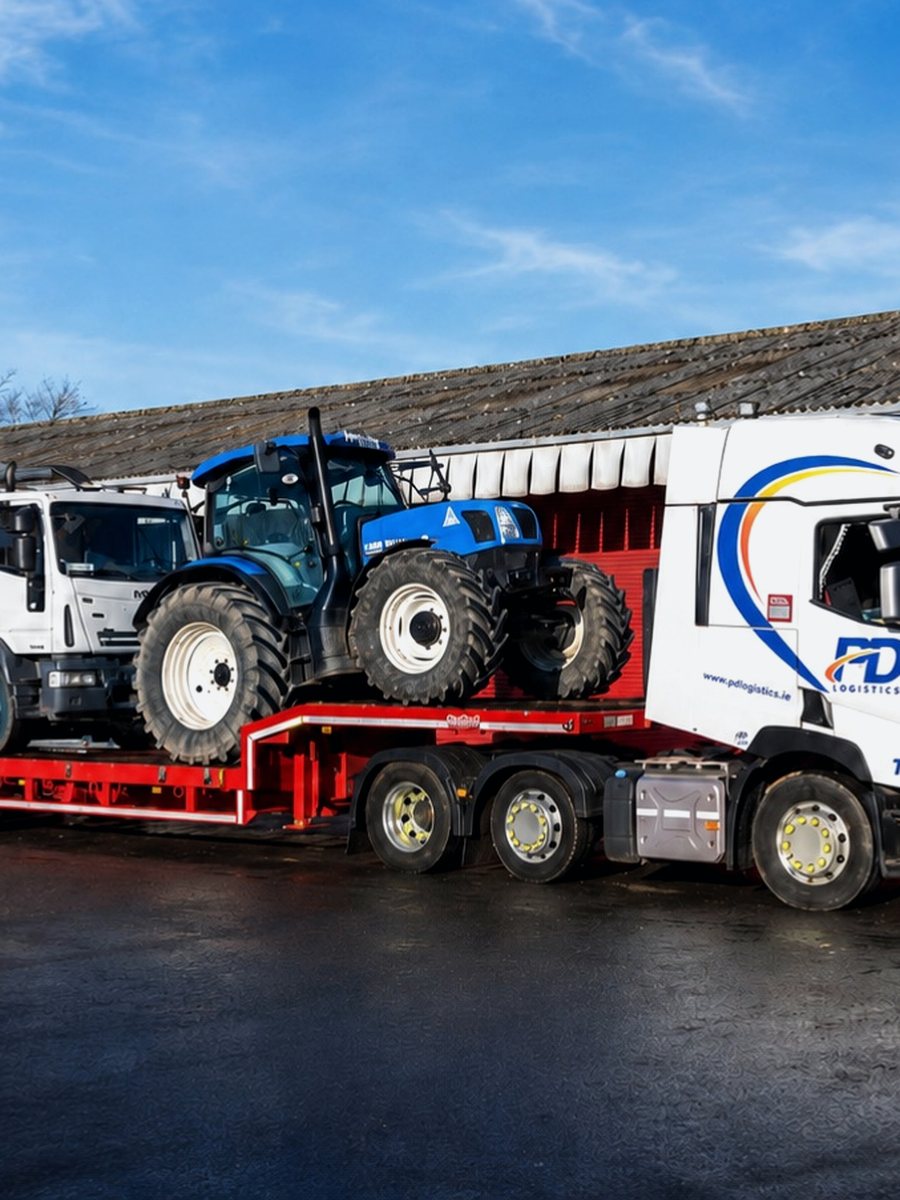 PD Logistics low loader transport